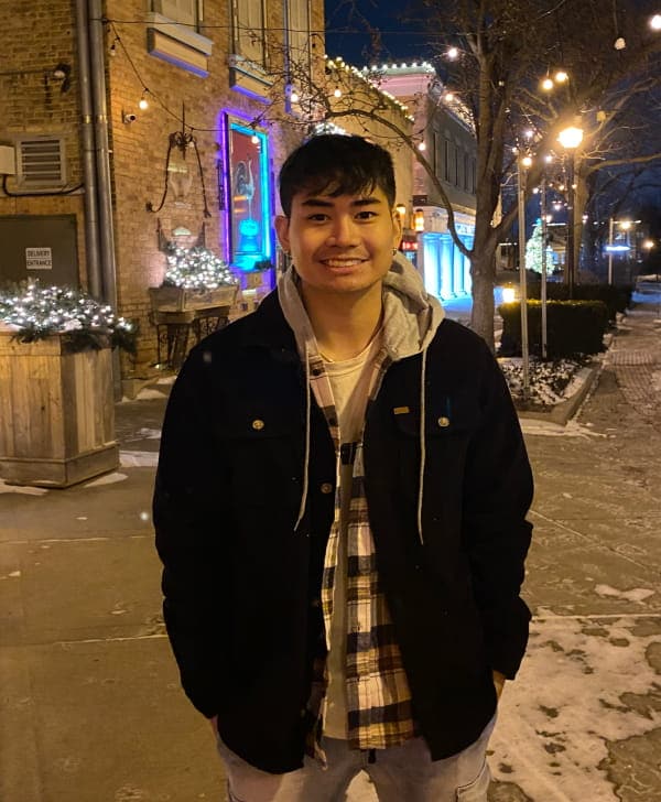 Picture of Fourth Crown Web Designs owner, Joey